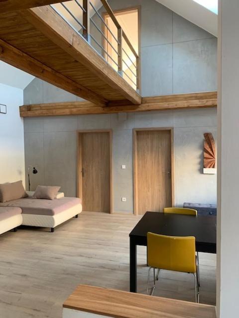 Villa Loft Pihenő és Wellness Ház à Balatonfüred Extérieur photo